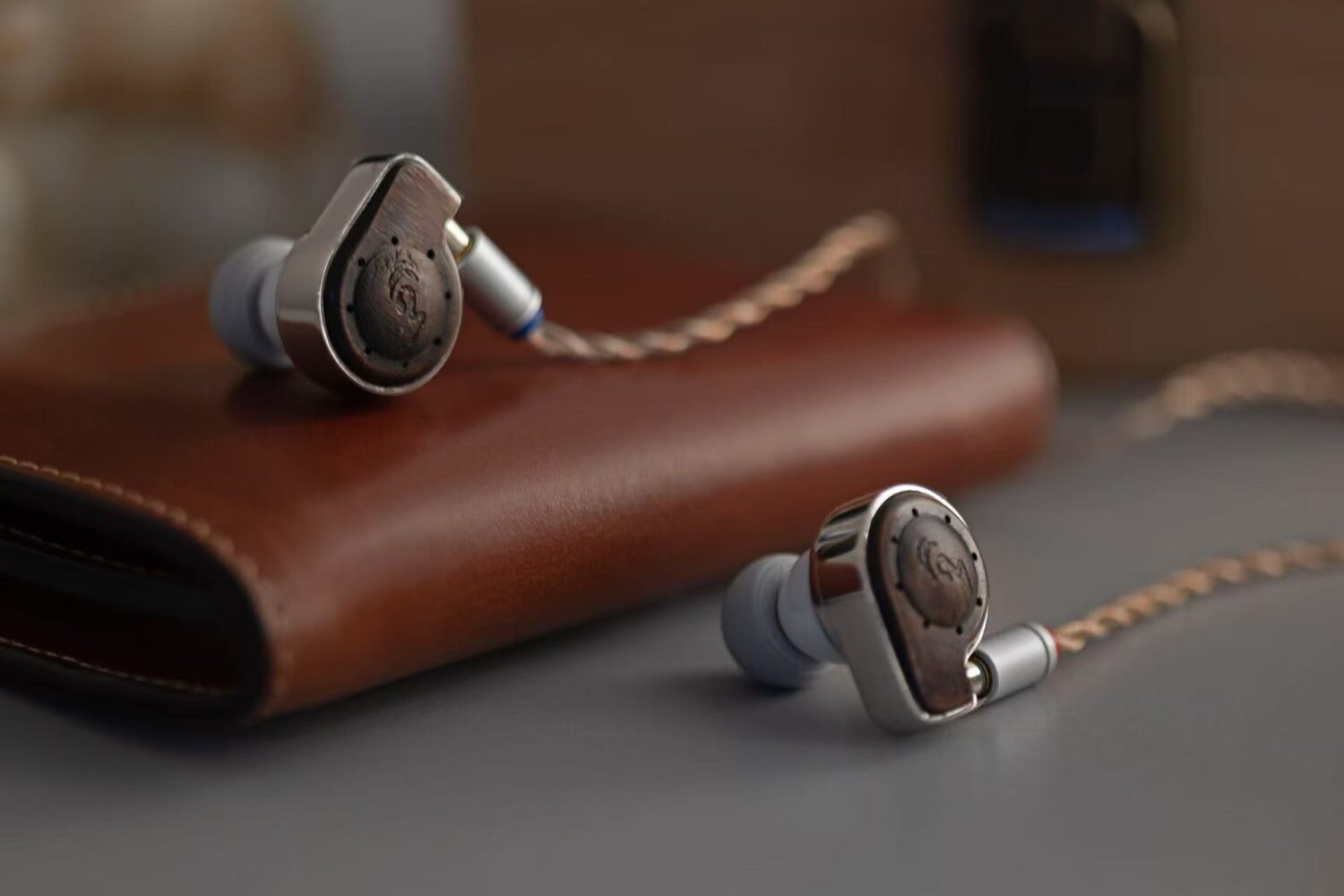 What is AMT Technology? The Secret Behind the World’s Fastest Luxury Earphones