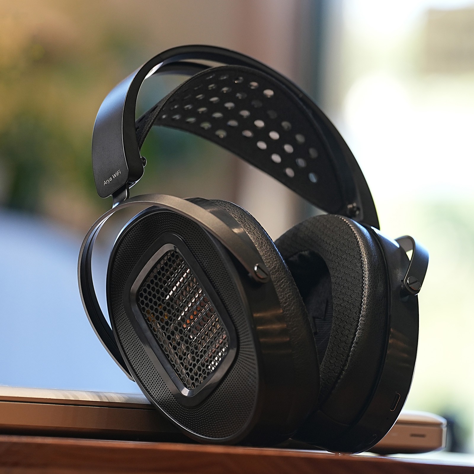 Arya WiFi, product image from Audioconcierge